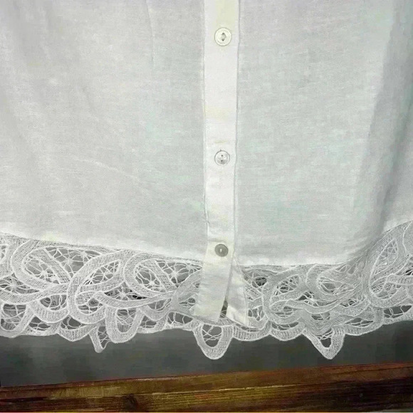 AMERICAN EAGLE OUTFITTERS Women’s Oversize White Lace Button Down Shirt Size S - Picture 4 of 6